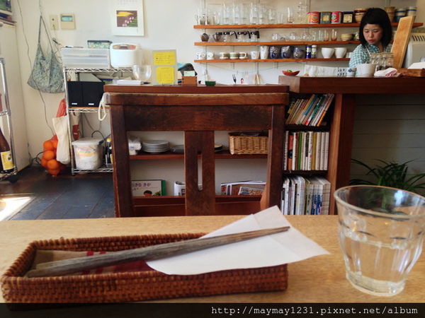 [京都] 一乘寺燕子咖啡つばめ。恬靜自在的空間 x 請給我一份午間定食 (一乘寺/咖啡店午餐/京都大學) @偽日本人May．食遊玩樂