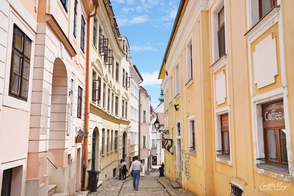 斯洛伐克 | 離邊境最近的首都「布拉提斯拉瓦」懶人包 (交通、住宿、景點、美食、行程規劃) | 從維也納出發的一日遊推薦 (附景點照片、座標) @偽日本人May．食遊玩樂