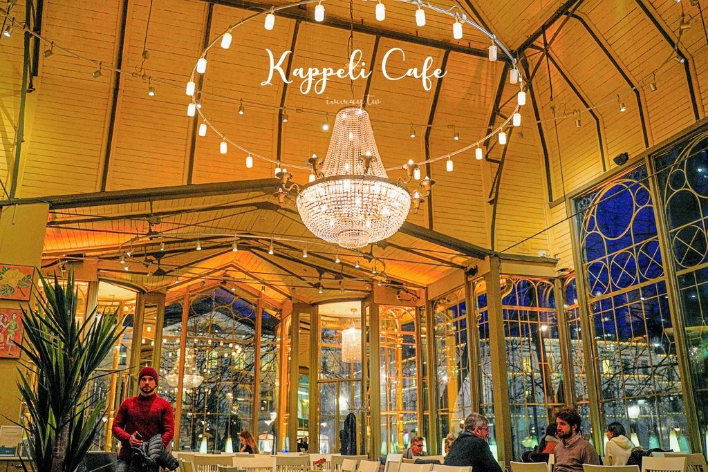 芬蘭、赫爾辛基 | 在絕美浪漫的百年玻璃屋餐廳「Kappeli」裡來一場難忘的邂逅 | 超值每日湯品喝到飽，近市集廣場、老農貿中心 @偽日本人May．食遊玩樂