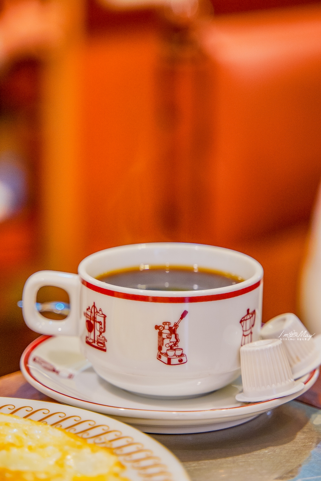 台北、萬華 | 飄香一甲子的西門町老字號「蜂大咖啡」，嚐著台北人老派的懷舊早餐、啜一口滿是故事的自烘咖啡，當然也不能錯過鎮店之寶的合桃酥 @偽日本人May．食遊玩樂