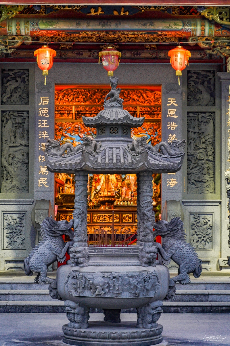 馬祖、南竿 | 香火鼎盛的信仰中心、世界唯一擁有媽祖靈穴「馬祖境天后宮 」| Plus 黃昏攝影地點 : 馬祖港邊夢幻晚霞、馬港天后宮  @偽日本人May．食遊玩樂