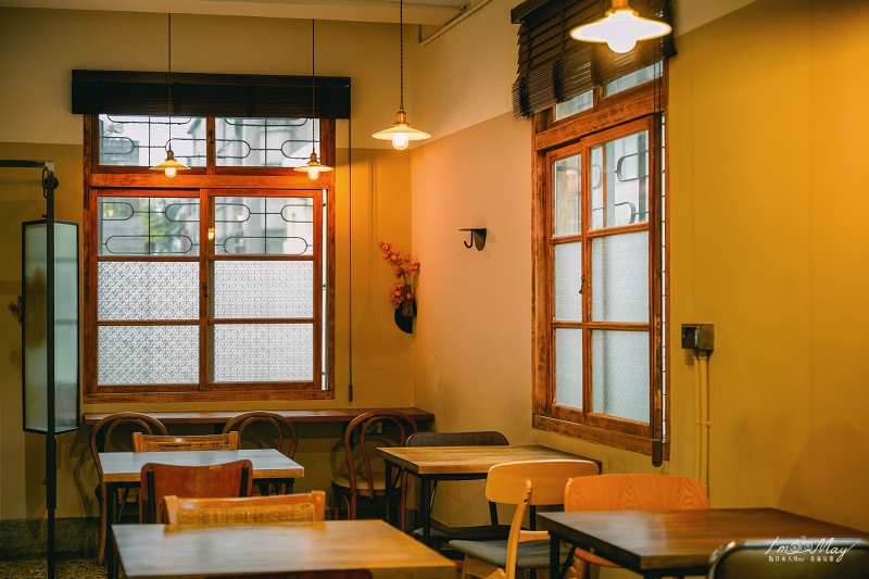 新竹 | 注重每一個細節且滿溢暖心的好店、老屋新生的文青咖啡「 微生Float Dept. 」| 不只空間好拍、食物也好好吃 @偽日本人May．食遊玩樂