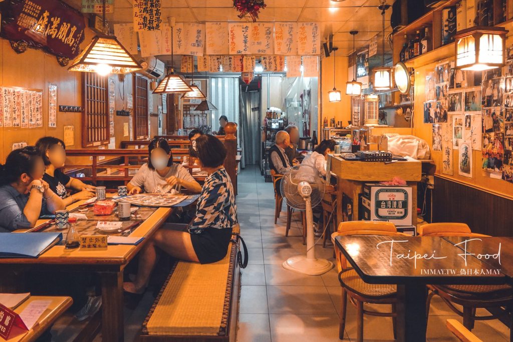 [台中] 阿秋茶餐廳香港仔。平價又道地的正宗港點 @偽日本人May．食遊玩樂