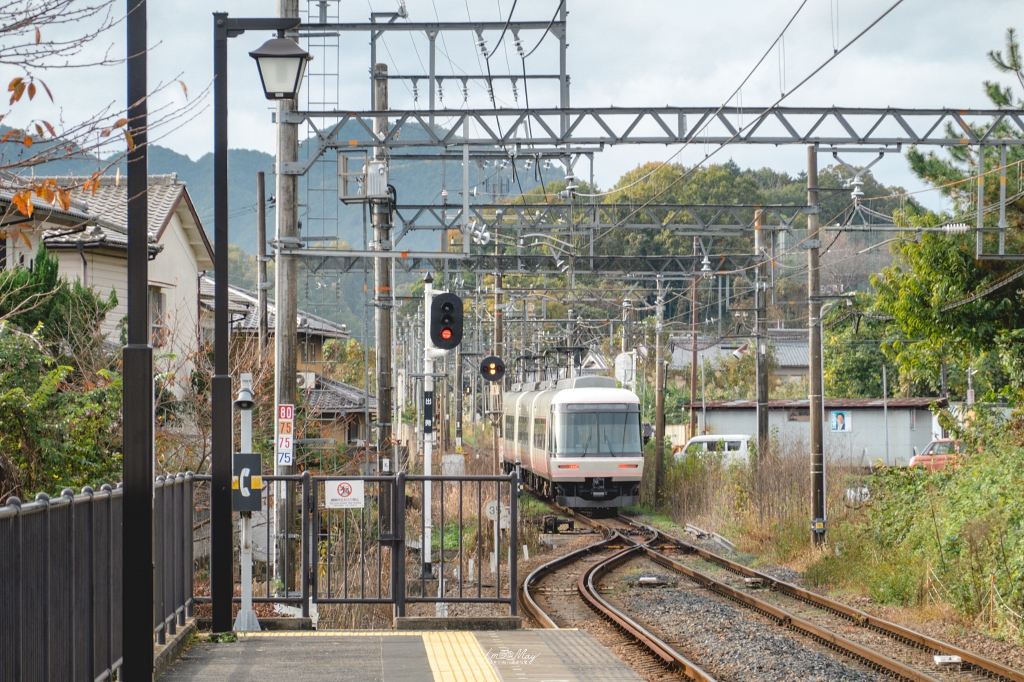 關西鐵道旅行 | 乘坐近鐵電車「Sakura Liner」暢遊飛鳥地區的秋日風情，夢幻粉嫩車身與舒適車廂的優雅旅程 @偽日本人May．食遊玩樂