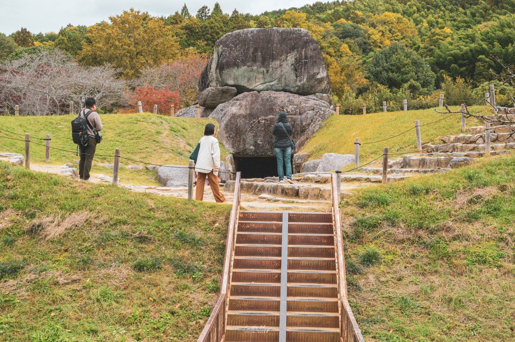 關西深度旅行 | 奈良飛鳥地區 : 充滿古代浪漫氣息「石舞臺古墳」探索日本飛鳥時代的歷史遺跡 @偽日本人May．食遊玩樂