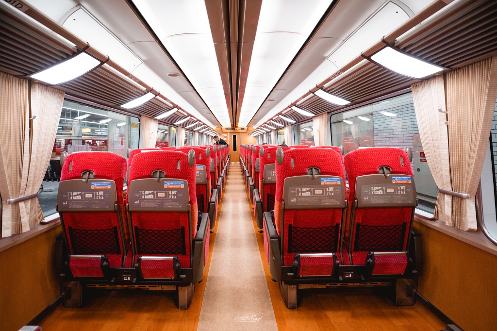 關西鐵道旅行 | 乘坐近鐵電車「Sakura Liner」暢遊飛鳥地區的秋日風情，夢幻粉嫩車身與舒適車廂的優雅旅程 @偽日本人May．食遊玩樂