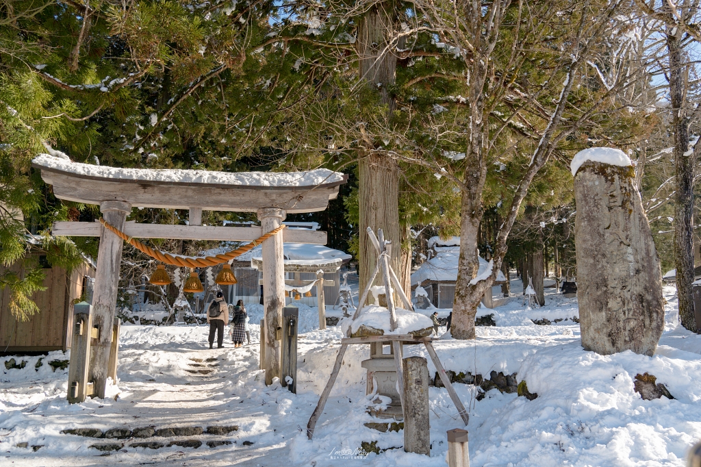 冬季白川鄉攝影全攻略｜非點燈日也能拍出藍調夜景與合掌村經典構圖｜岐阜攝影行程紀錄 @偽日本人May．食遊玩樂