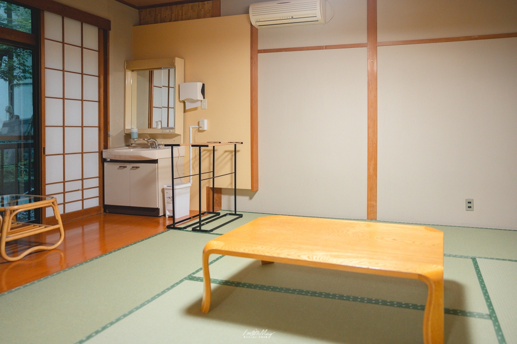 【福島住宿推薦】紅牛發源地的溫泉老宿｜只見線攝影首選！會津柳津「內田屋旅館」就在圓藏寺入口旁 @偽日本人May．食遊玩樂