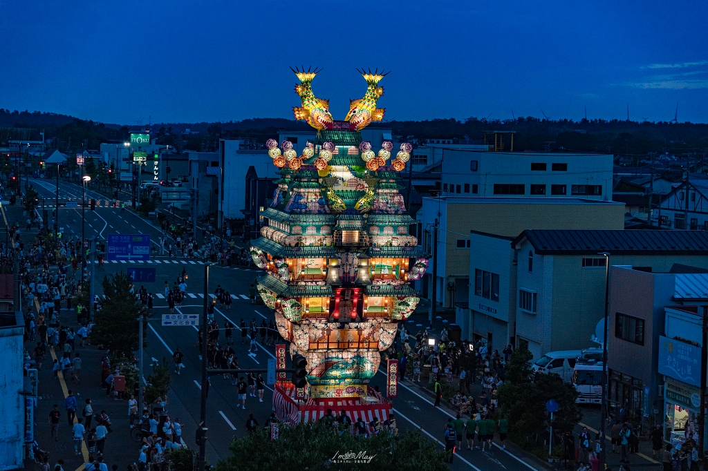 【能代七夕天空不夜城】錯過就要再等一年！兩天限定的全日本最高燈籠，震撼東北夏夜，不是東北六大祭也超值得｜東北夏日祭典記實 @偽日本人May．食遊玩樂
