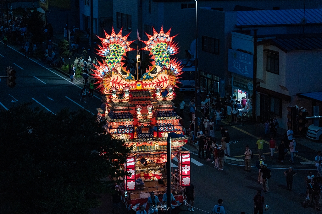 【能代七夕天空不夜城】錯過就要再等一年！兩天限定的全日本最高燈籠，震撼東北夏夜，不是東北六大祭也超值得｜東北夏日祭典記實 @偽日本人May．食遊玩樂