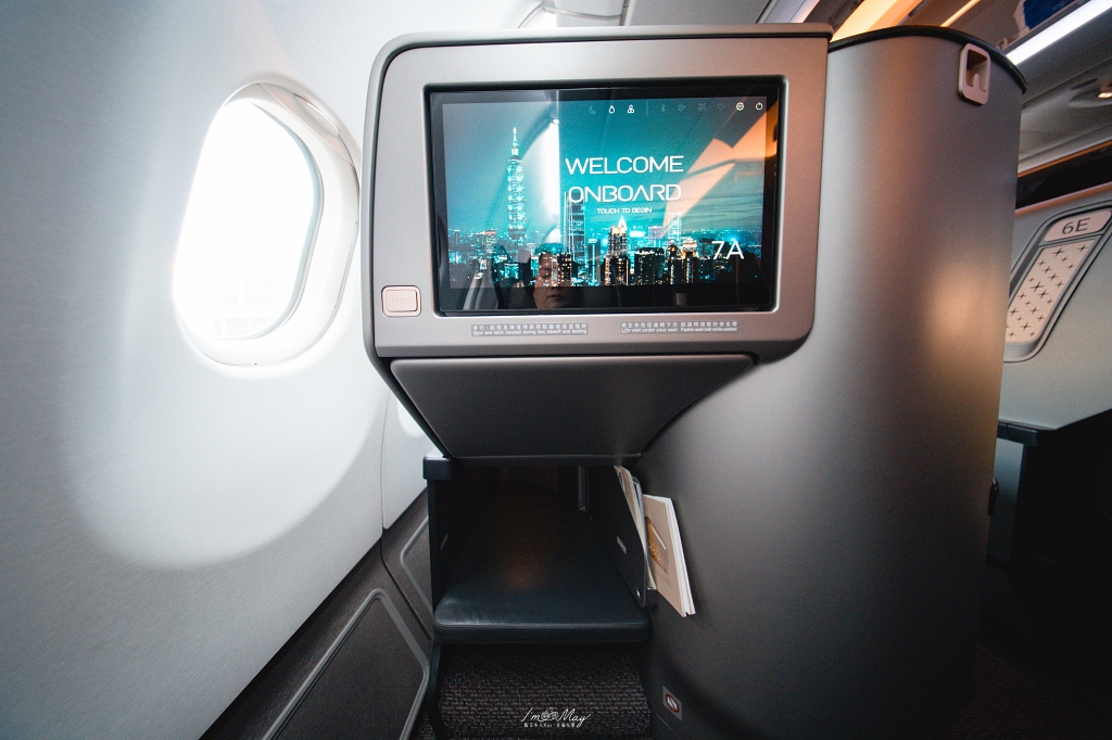 【飛行記錄】星宇航空 STARLUX A330neo 商務艙體驗｜仙台－台北選位建議、機上餐點與仙台機場出境流程 @偽日本人May．食遊玩樂