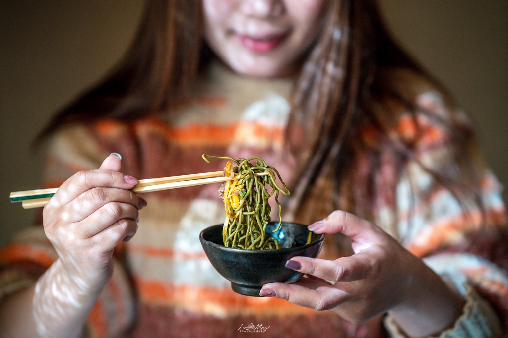 紅葉相伴的長門湯本溫泉午餐｜「瓦そば柳屋」用一片瓦承載整個山口的秋日香氣與風景 @偽日本人May．食遊玩樂