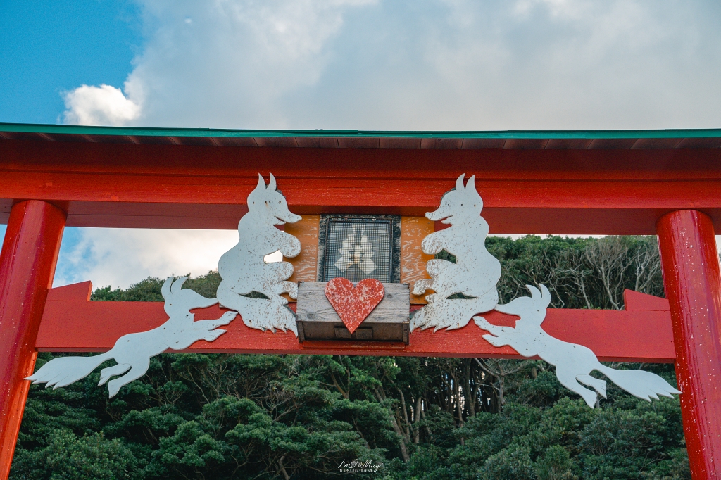 山口攝影記錄｜午後的元乃隅稻成神社，紅鳥居與夕陽海風的浪漫散步 @偽日本人May．食遊玩樂