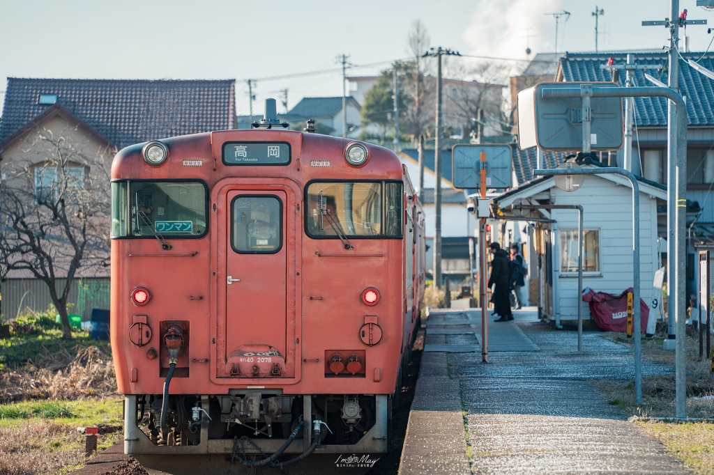 富山攝影記錄｜氷見線越中國分站 × 男岩海景電車拍攝景點推薦，一次收錄北陸鐵道絕景 @偽日本人May．食遊玩樂
