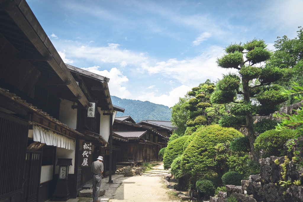 長野攝影記錄｜漫步妻籠宿老街，在中山道的初夏光影中，拍下旅途中最靜好的溫柔一瞬 @偽日本人May．食遊玩樂