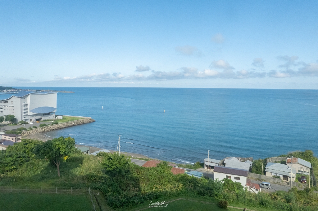 青森住宿推薦 | 鰺ヶ沢 Hotel Grand Mer 山海莊 : 酒水自助餐喝到飽！絕美日本海夕陽與神祕化石溫泉 @偽日本人May．食遊玩樂