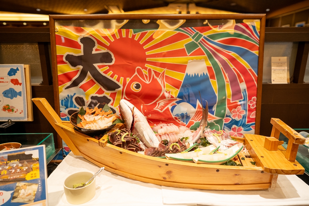 青森住宿推薦 | 鰺ヶ沢 Hotel Grand Mer 山海莊 : 酒水自助餐喝到飽！絕美日本海夕陽與神祕化石溫泉 @偽日本人May．食遊玩樂