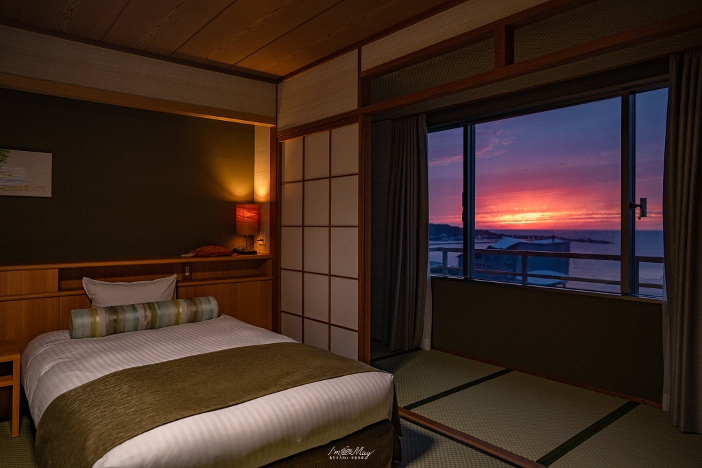 青森住宿推薦 | 鰺ヶ沢 Hotel Grand Mer 山海莊 : 酒水自助餐喝到飽！絕美日本海夕陽與神祕化石溫泉 @偽日本人May．食遊玩樂