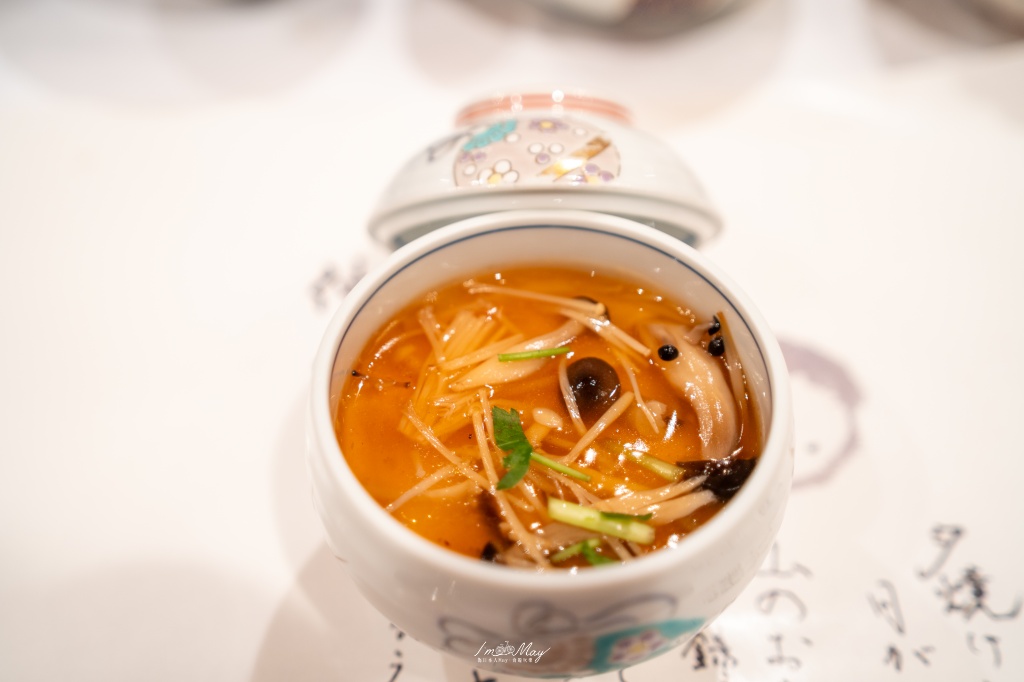 新潟住宿推薦｜旬彩の庄 坂戸城：再訪的感動！傳統服務精神、極致美味的旬彩料理與極上溫泉體驗 @偽日本人May．食遊玩樂