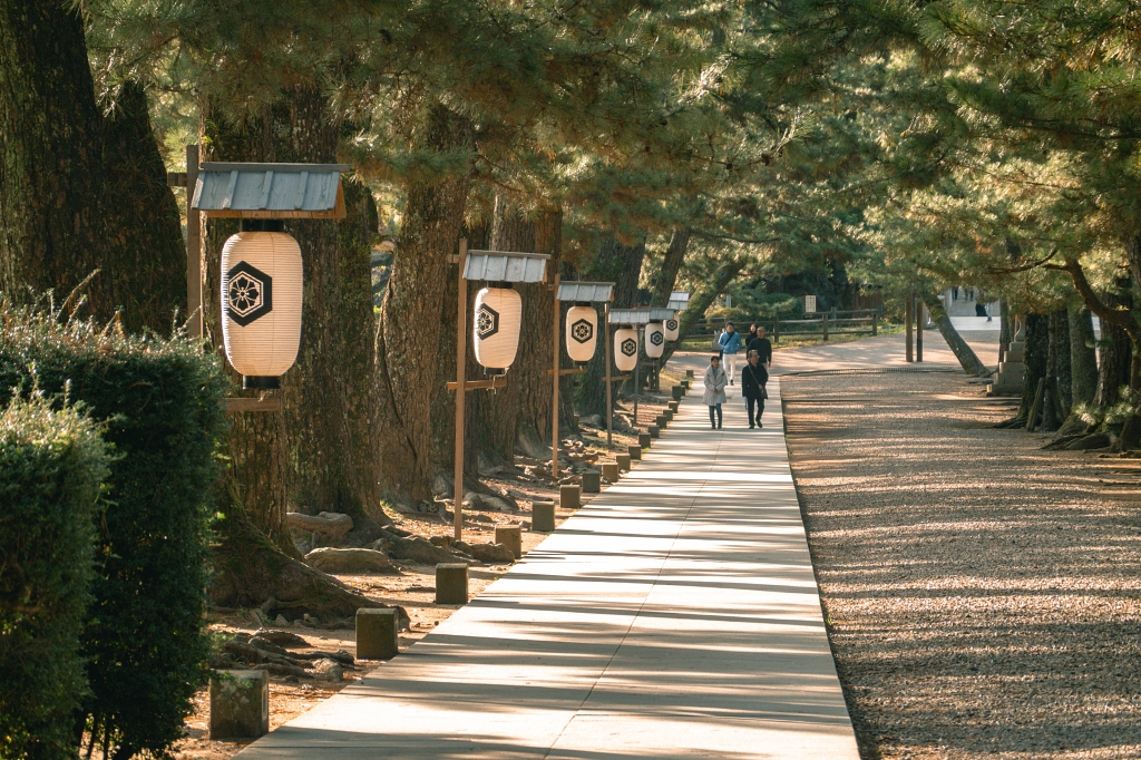 島根攝影記錄|造訪結緣的聖地:出雲大社「神在月」限定,捕捉清晨空景與夜晚朱紅的結緣之美 @偽日本人May.食遊玩樂 島根攝影記錄|造訪結緣的聖地:出雲大社「神在月」限定,捕捉清晨空景與夜晚朱紅的結緣之美 @偽日本人May.食遊玩樂
