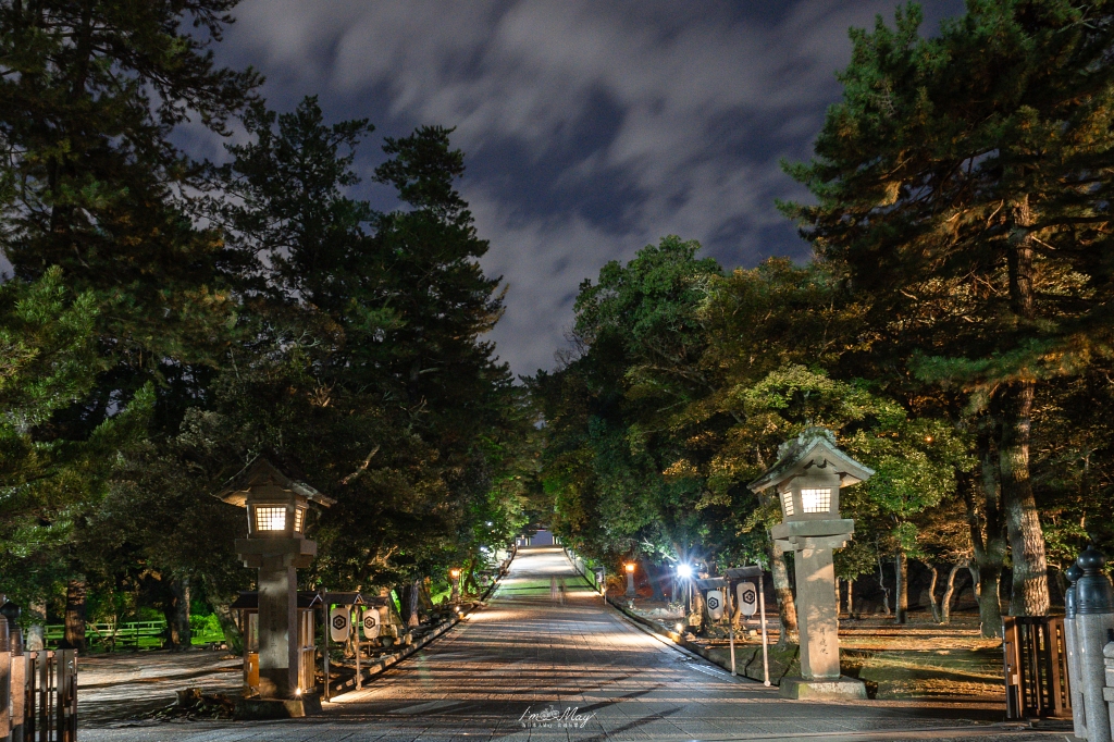 島根攝影記錄｜造訪結緣的聖地：出雲大社「神在月」限定，捕捉清晨空景與夜晚朱紅的結緣之美 @偽日本人May．食遊玩樂