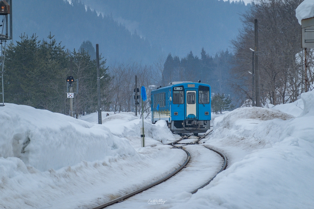 追尋雪國火光！秋田冬日雙祭典記錄：生剝鬼柴燈祭、角館火振祭 3 天 2 夜深度之旅，與 JR 東日本、創造旅遊走進森吉山樹冰的魔幻雪景 @偽日本人May．食遊玩樂