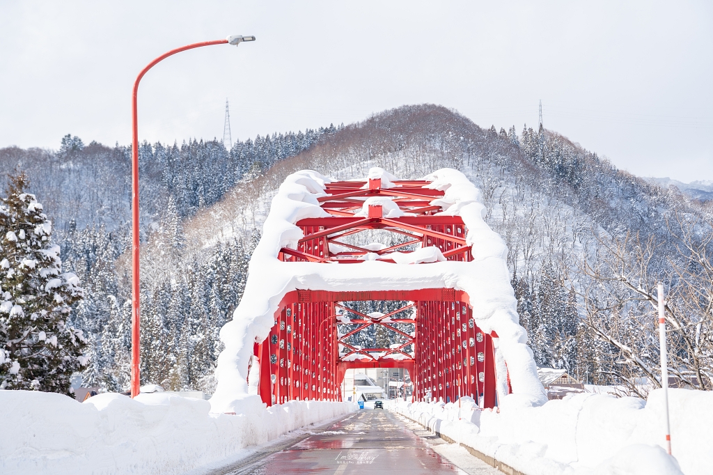 【日本鐵道攝影】尋找雪國的另一種純粹：JR 飯山線，捕捉千曲川畔的寂靜光影 @偽日本人May．食遊玩樂