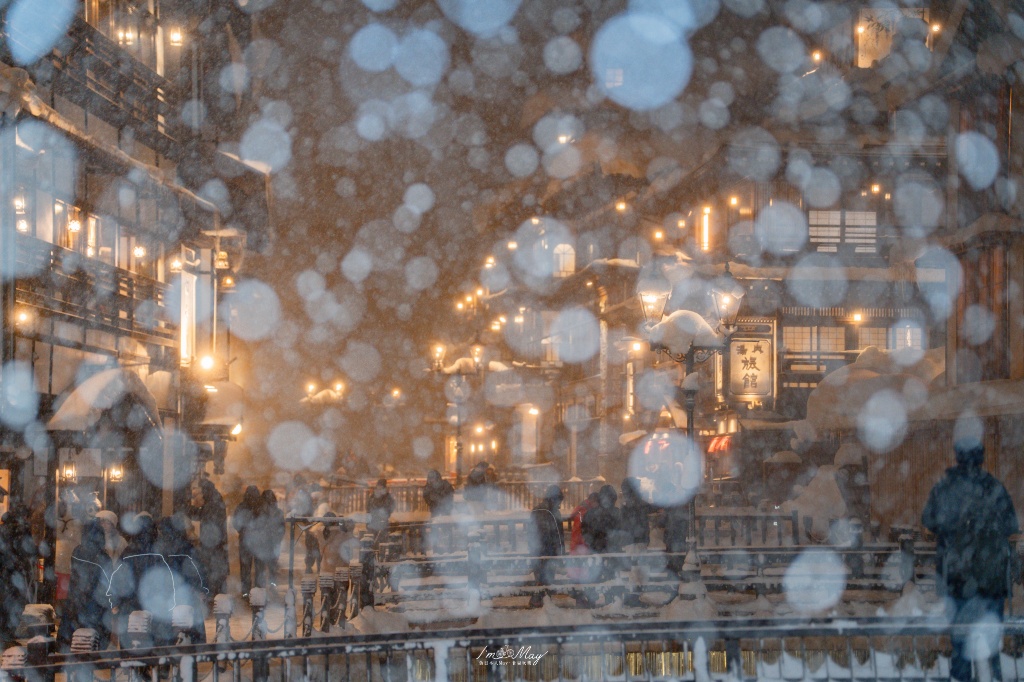 銀山溫泉攝影記錄 | 走進大正浪漫的銀白夢境：從魔幻藍調到寂靜清晨，我的雪國絕景紀錄 @偽日本人May．食遊玩樂