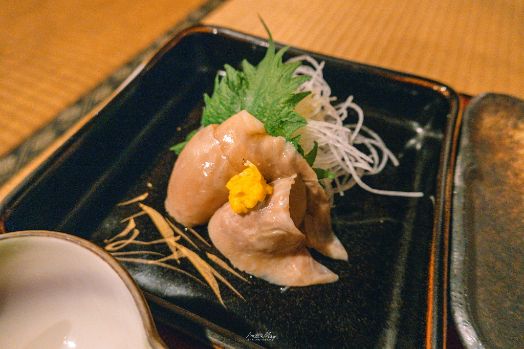 秋田住宿推薦 | 乳頭溫泉鄉：鶴之湯別館「山之宿」，捕捉雪地藍調的完美接駁，在古民家裡獨享圍爐裏炭火料理、獨享免預約貸切風呂 @偽日本人May．食遊玩樂