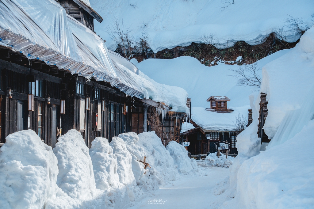 秋田住宿推薦 | 乳頭溫泉鄉：鶴之湯別館「山之宿」，捕捉雪地藍調的完美接駁，在古民家裡獨享圍爐裏炭火料理、獨享免預約貸切風呂 @偽日本人May．食遊玩樂