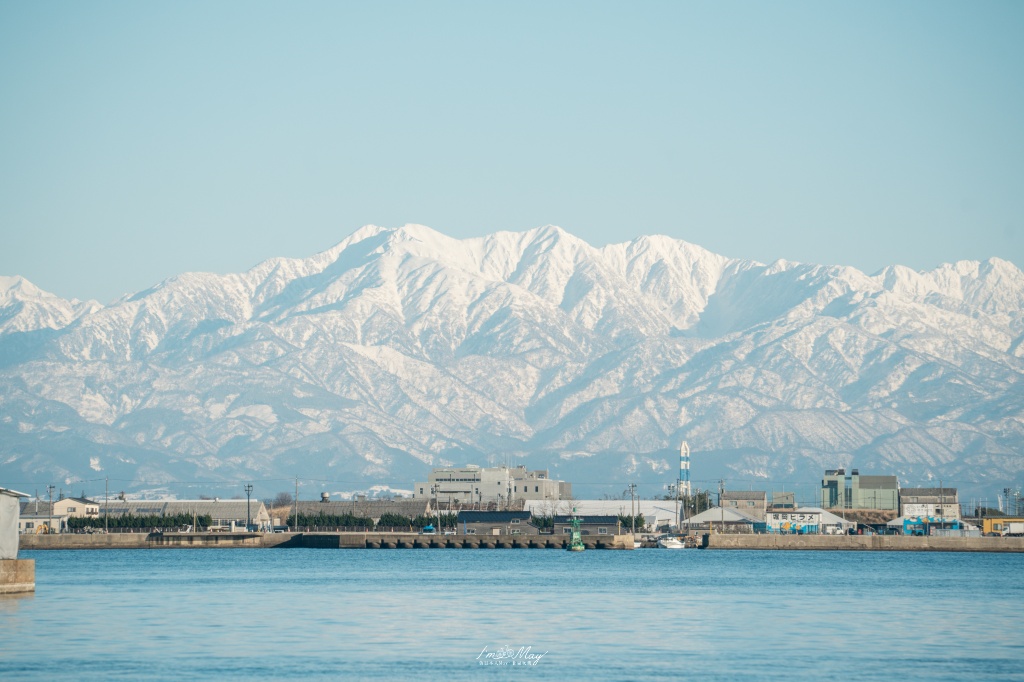 富山攝影記錄|海王丸公園:捕捉「海上貴婦人」與立山連峰的共舞,新湊大橋下的冬日絕景 @偽日本人May.食遊玩樂 富山攝影記錄|海王丸公園:捕捉「海上貴婦人」與立山連峰的共舞,新湊大橋下的冬日絕景 @偽日本人May.食遊玩樂