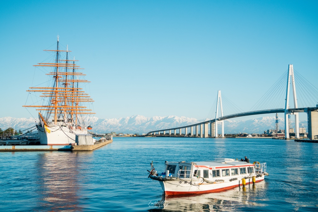 富山攝影記錄|海王丸公園:捕捉「海上貴婦人」與立山連峰的共舞,新湊大橋下的冬日絕景 @偽日本人May.食遊玩樂 富山攝影記錄|海王丸公園:捕捉「海上貴婦人」與立山連峰的共舞,新湊大橋下的冬日絕景 @偽日本人May.食遊玩樂