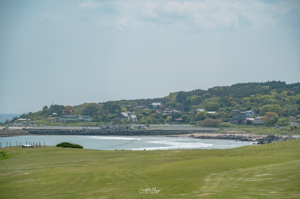 青森、八戶|從葦毛崎展望台到種差海岸:探訪イタコマイマイ岩,遇見八戶海岸線最療癒的春末風景 @偽日本人May.食遊玩樂 青森、八戶|從葦毛崎展望台到種差海岸:探訪イタコマイマイ岩,遇見八戶海岸線最療癒的春末風景 @偽日本人May.食遊玩樂