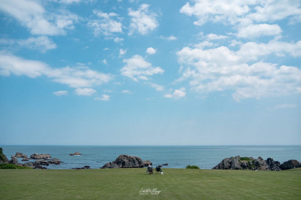 青森、八戶|從葦毛崎展望台到種差海岸:探訪イタコマイマイ岩,遇見八戶海岸線最療癒的春末風景 @偽日本人May.食遊玩樂 青森、八戶|從葦毛崎展望台到種差海岸:探訪イタコマイマイ岩,遇見八戶海岸線最療癒的春末風景 @偽日本人May.食遊玩樂