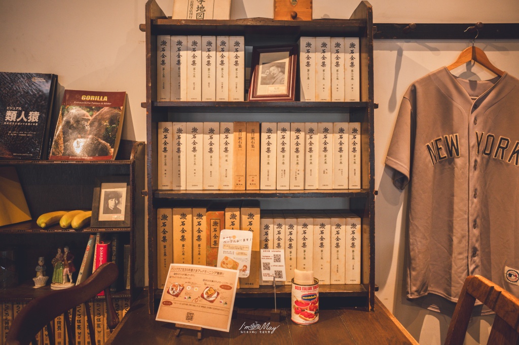 秋田車站咖啡店推薦｜赤居文庫 Cafe：書香咖啡、甜點與適合一人旅的安靜空間 @偽日本人May．食遊玩樂