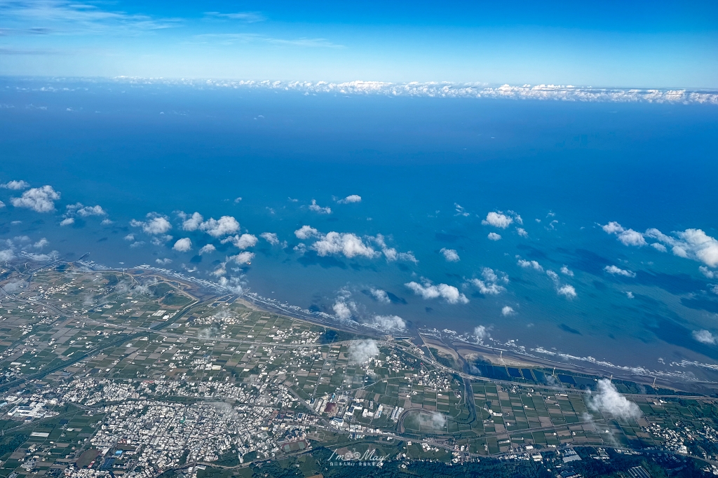飛行記錄 | 星宇航空 STARLUX Airlines 台中－宮古島 (RMQ-SHI)，台中國際機場出境、貴賓室體驗、機艙娛樂與餐點分享 @偽日本人May．食遊玩樂