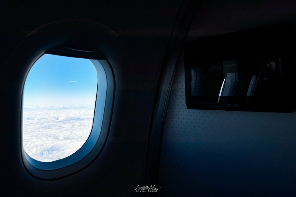 飛行記錄 | 星宇航空 STARLUX Airlines 台中－宮古島 (RMQ-SHI)，台中國際機場出境、貴賓室體驗、機艙娛樂與餐點分享 @偽日本人May．食遊玩樂