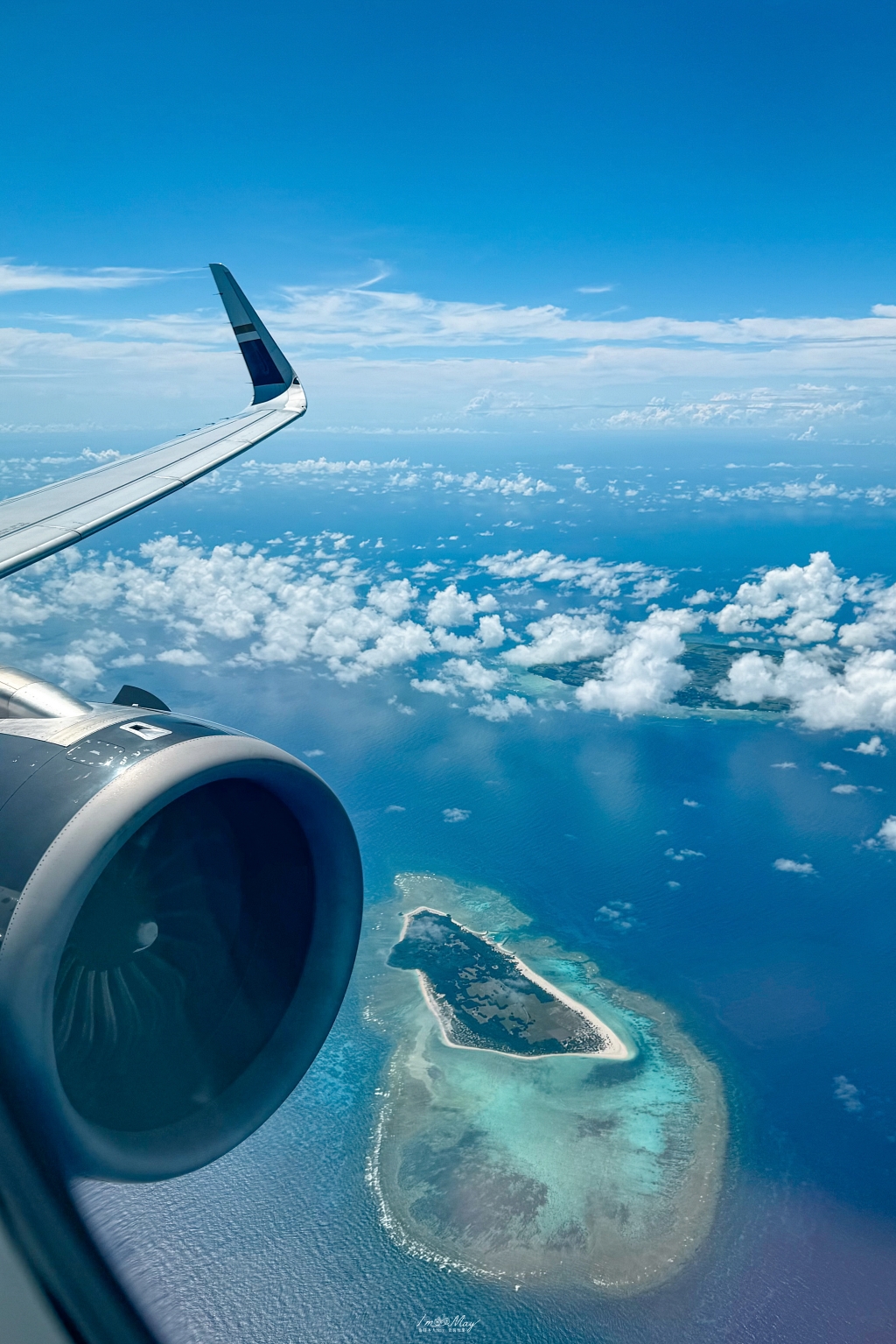 飛行記錄 | 星宇航空 STARLUX Airlines 台中－宮古島 (RMQ-SHI)，台中國際機場出境、貴賓室體驗、機艙娛樂與餐點分享 @偽日本人May．食遊玩樂