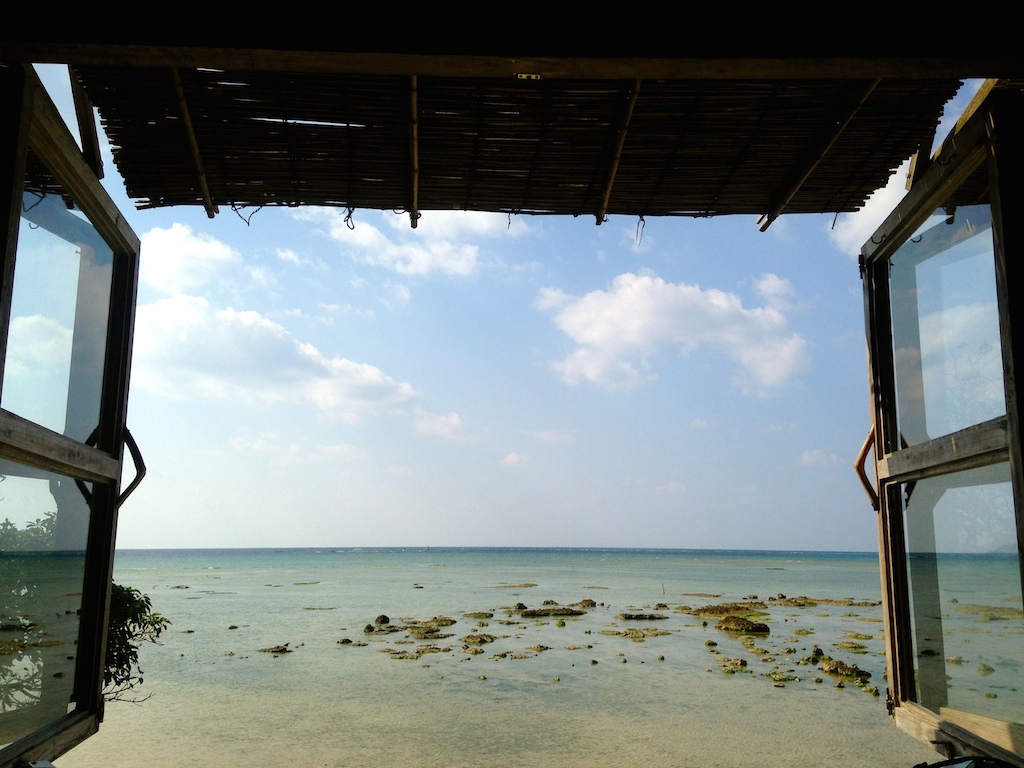 [沖繩] 浜邊の茶屋。在咖啡廳裡享受海風拂過的愜意時光 @偽日本人May．食遊玩樂