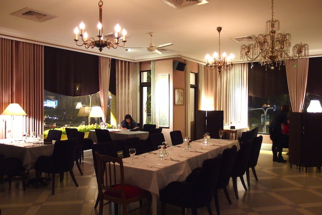 台南、美食 | 瑪莉洋房 Maries House。享受如貴族般的精緻歐法料理 @偽日本人May．食遊玩樂