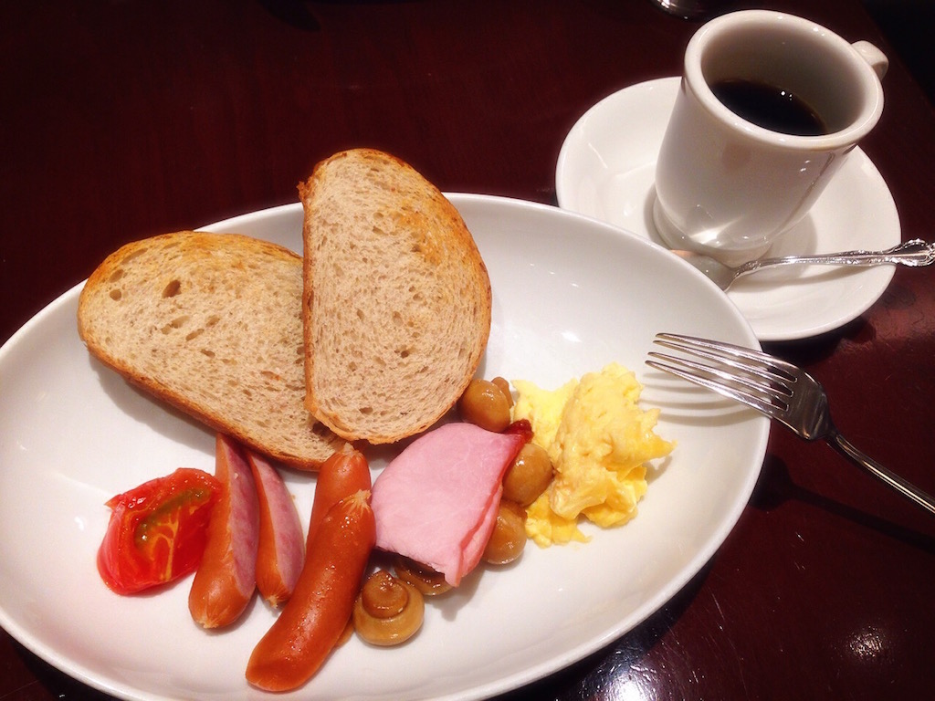 [京都] Lipton Tea House 。來杯英式悠閒早茶吧 (草莓蛋糕真的必吃啊!!!) @偽日本人May．食遊玩樂