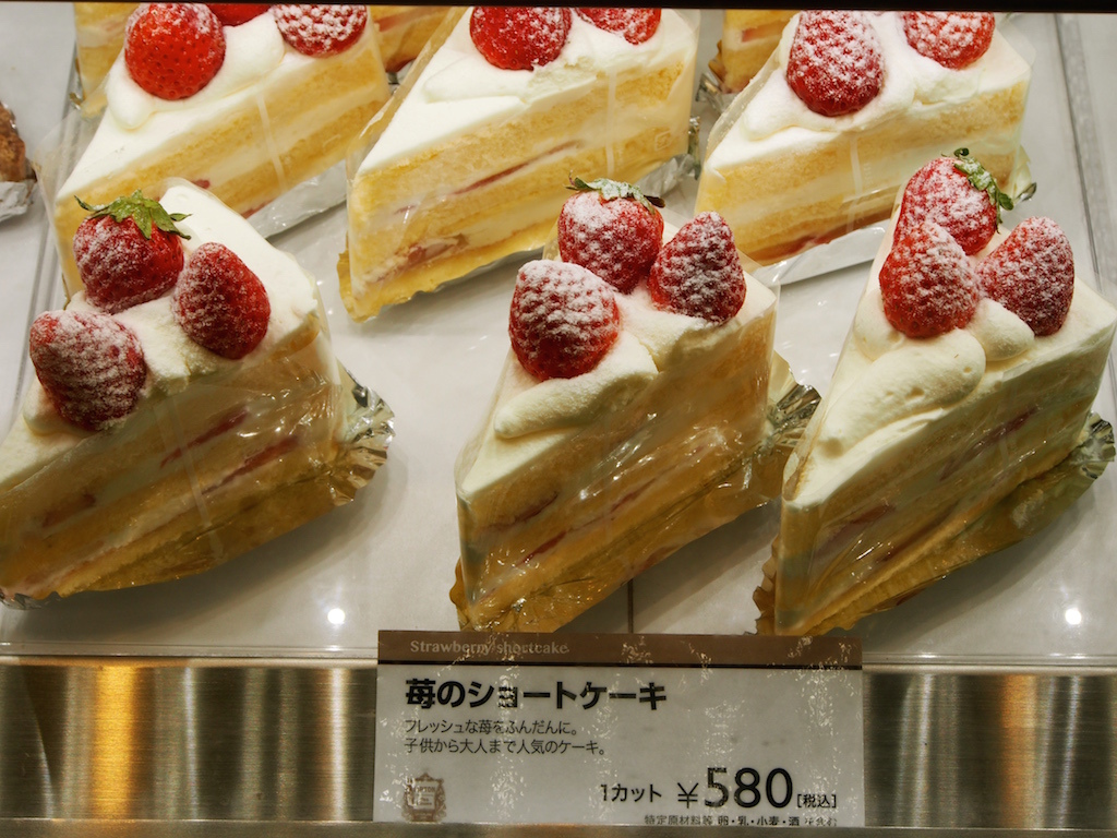 [京都] Lipton Tea House 。來杯英式悠閒早茶吧 (草莓蛋糕真的必吃啊!!!) @偽日本人May．食遊玩樂