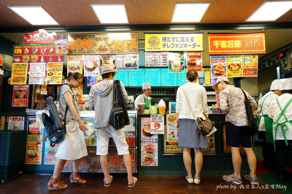 北海道、道南 | 函館限定 x ラッキーピエロ 幸運小丑漢堡!! 打敗麥當勞的傳奇美食 (全國排名第一的當地漢堡) @偽日本人May．食遊玩樂