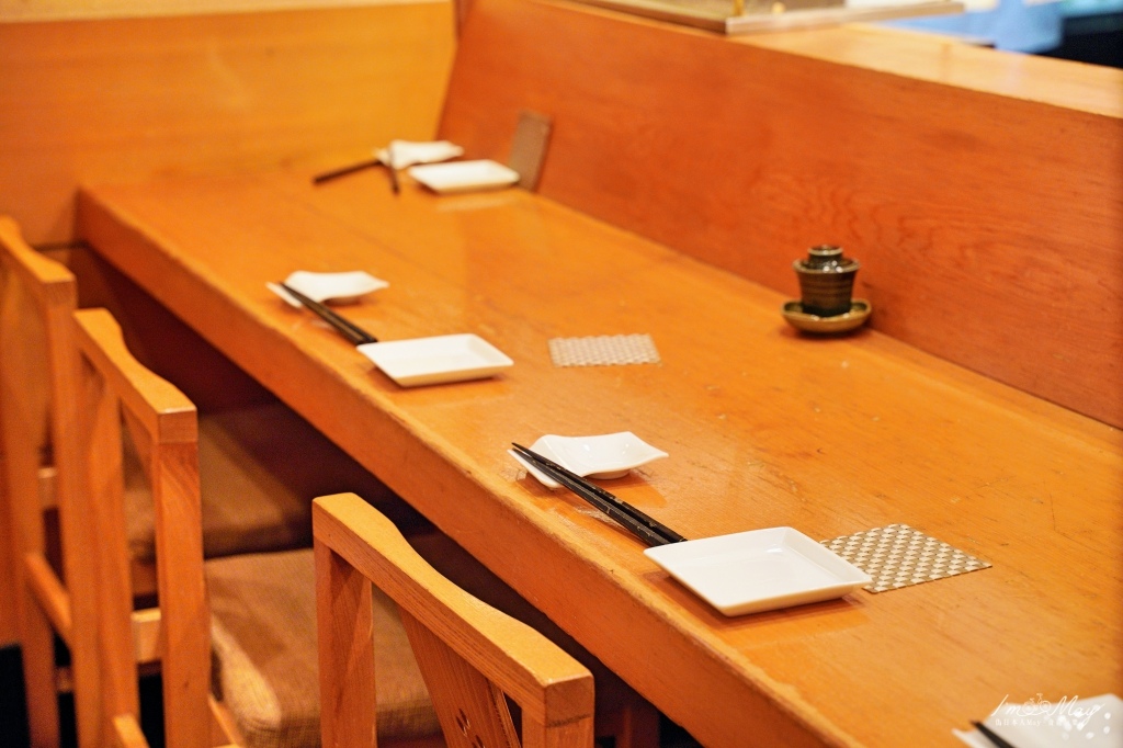 東京 | 銀座美食推薦「寿司割烹と隠れ家個室 銀座 壱八」| 近距離欣賞職人手法、盡享當季新鮮漁料。在熱鬧的市街也能找到一處靜謐獨享的用餐空間 @偽日本人May．食遊玩樂